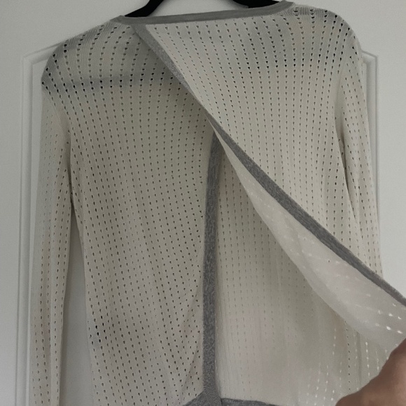 RAG & BONE ARIANA PERFORATED WHITE/GRAY SWEATER XS! - Picture 8 of 9